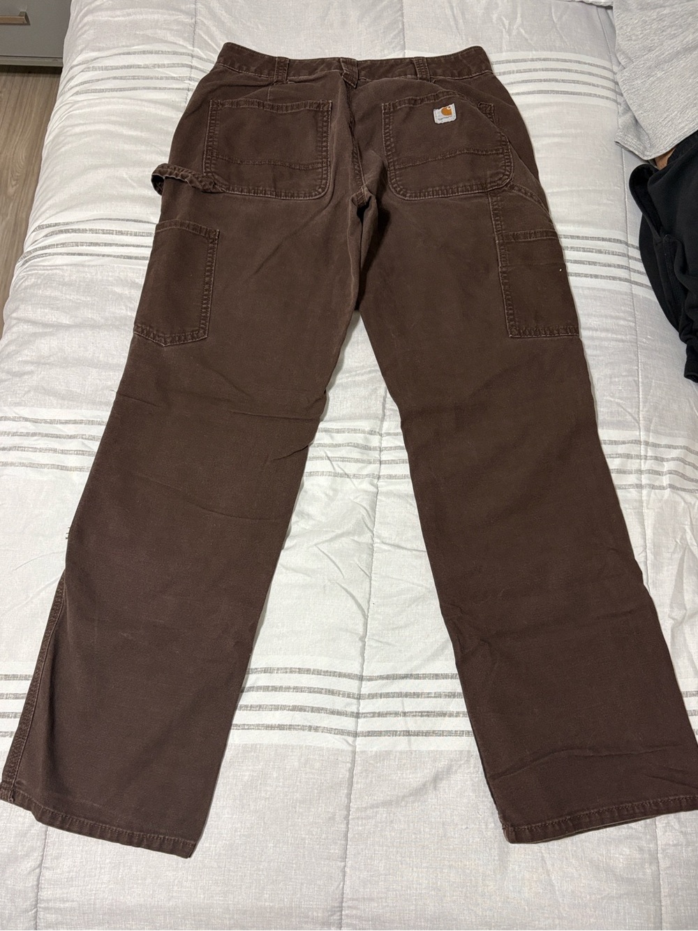 Carhartt Brown Women’s Cargo Work Pants - Picture 6 of 6